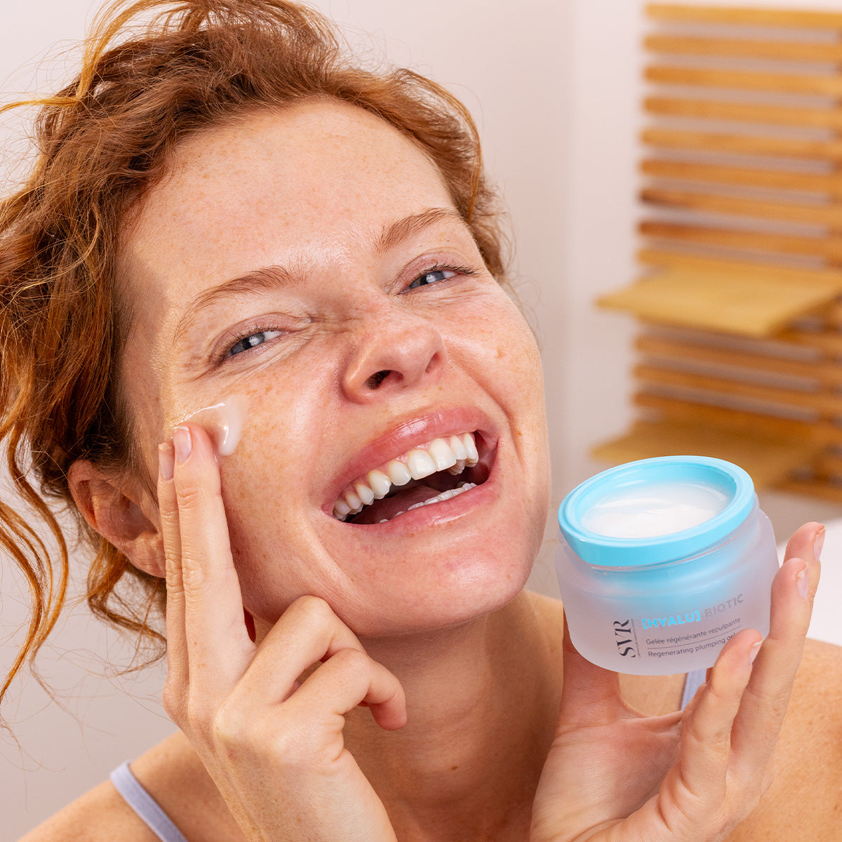 [HYALU]BIOTIC Rehydrating Plumping Gel
